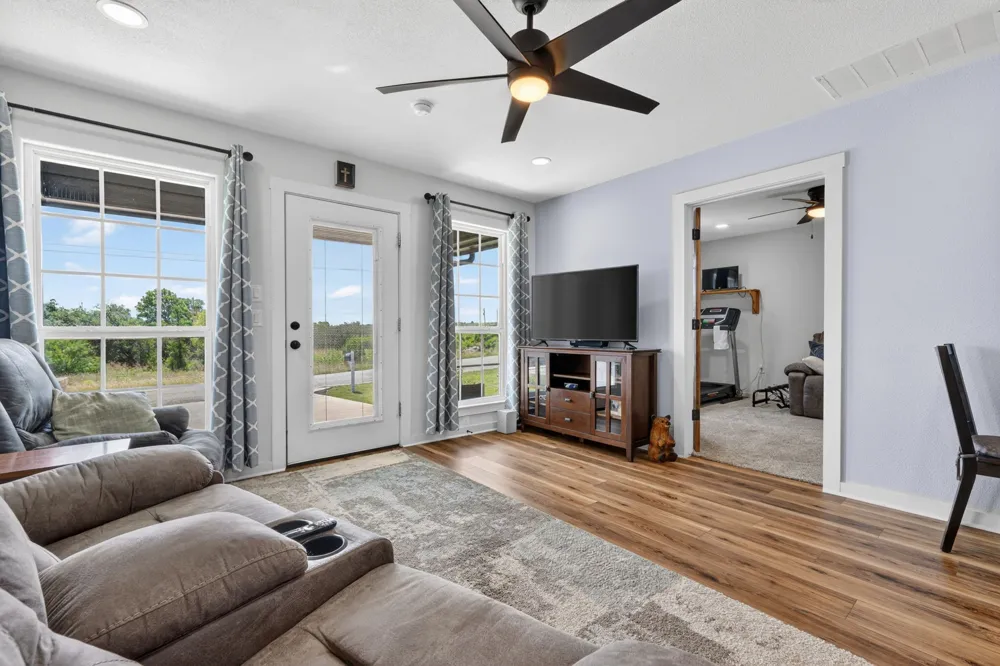2308 Centaurus Way Granbury, TX 76048