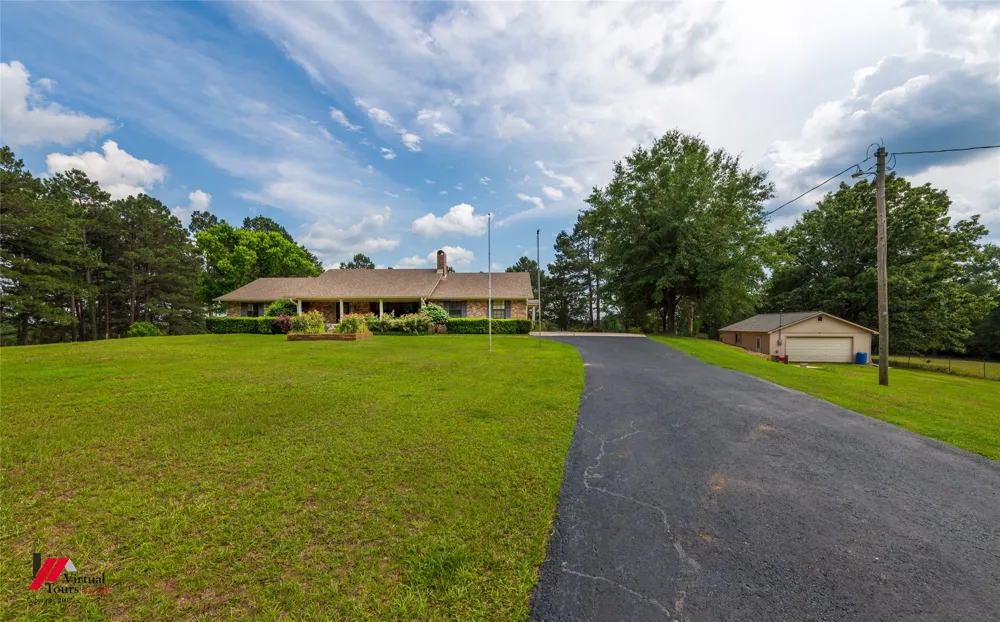 236 Charlie Cannon Road Coushatta, LA 71019