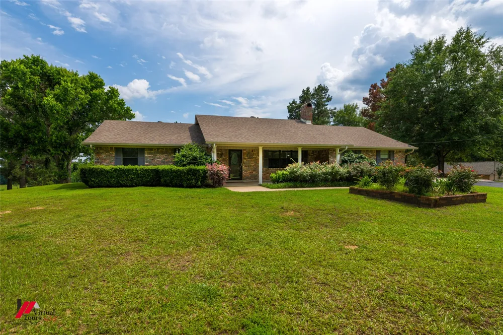 236 Charlie Cannon Road Coushatta, LA 71019