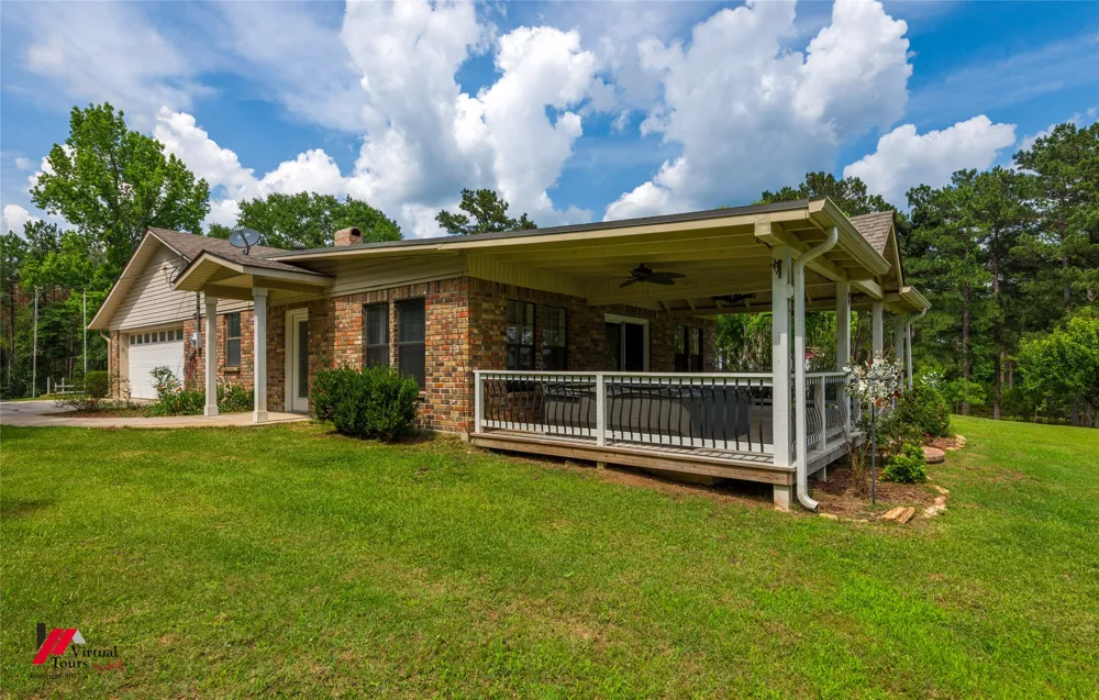 236 Charlie Cannon Road Coushatta, LA 71019