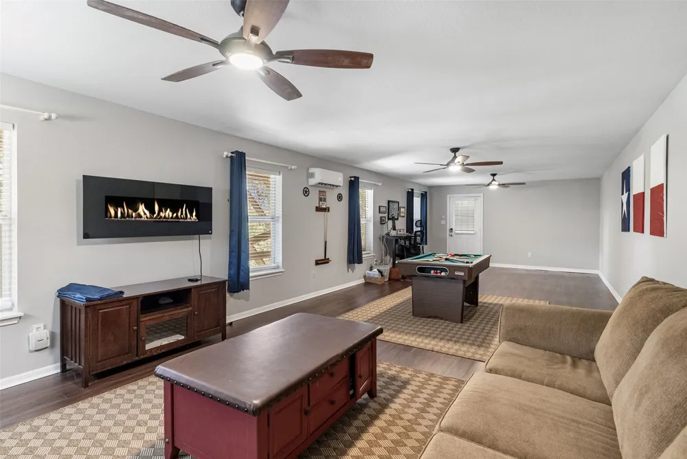 971 Barbara Drive Canyon Lake, TX 78133