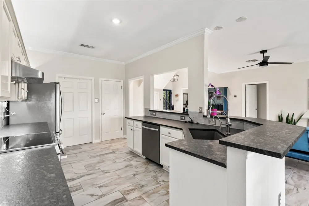 971 Barbara Drive Canyon Lake, TX 78133