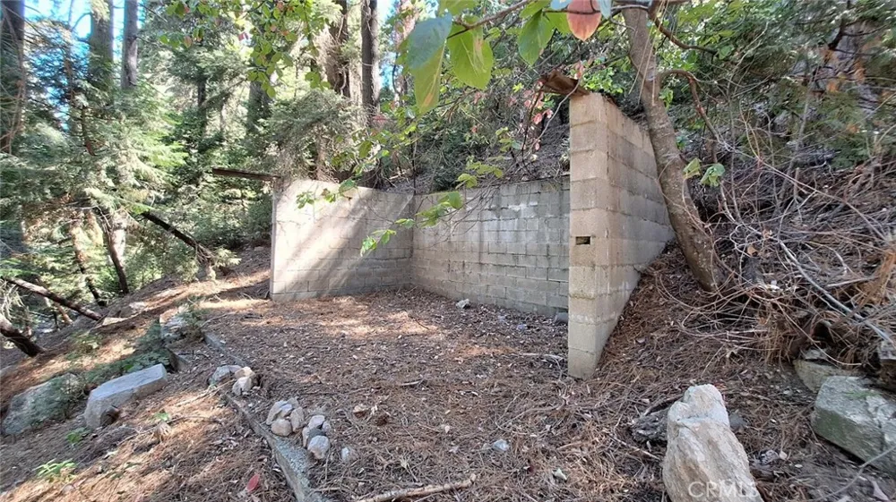 Sunderland Lake Arrowhead, CA 92352