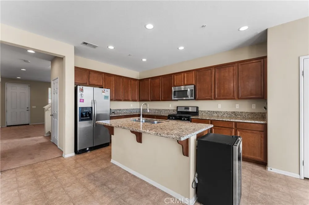 38309 Fuschia Lane Palmdale, CA 93552