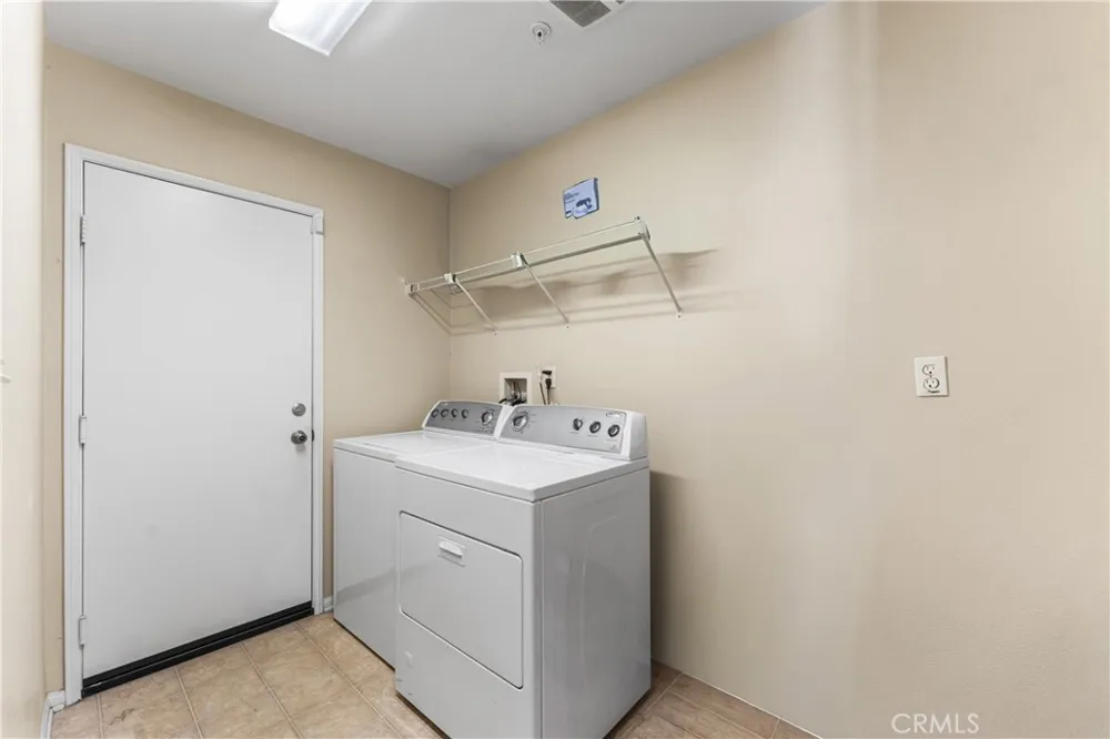 38309 Fuschia Lane Palmdale, CA 93552