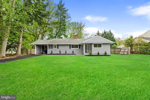 308 KENWOOD DRIVE