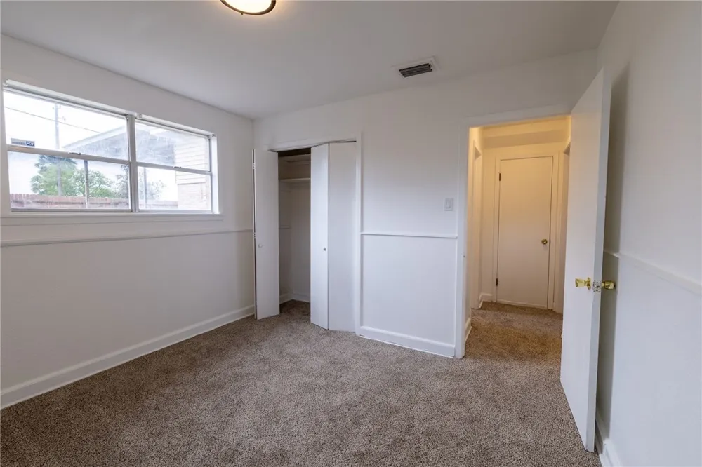 1400 Wren Lane Beeville, TX 78102