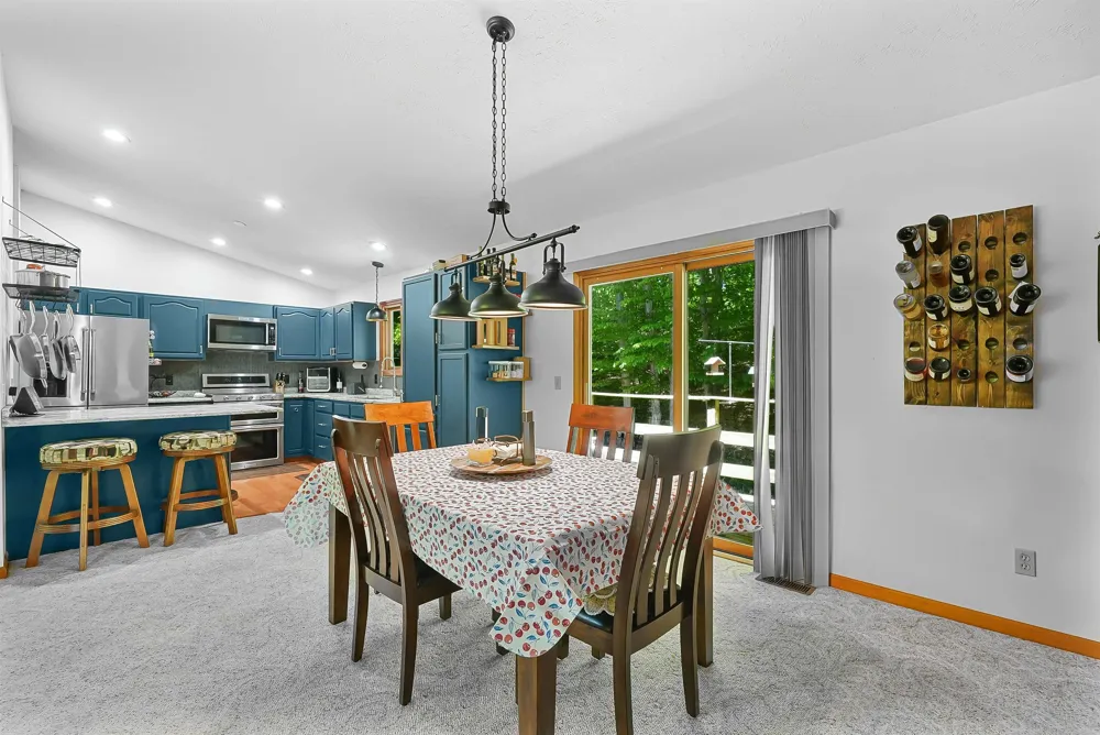 10159 Council Oak Drive Peninsula Township, MI 49686