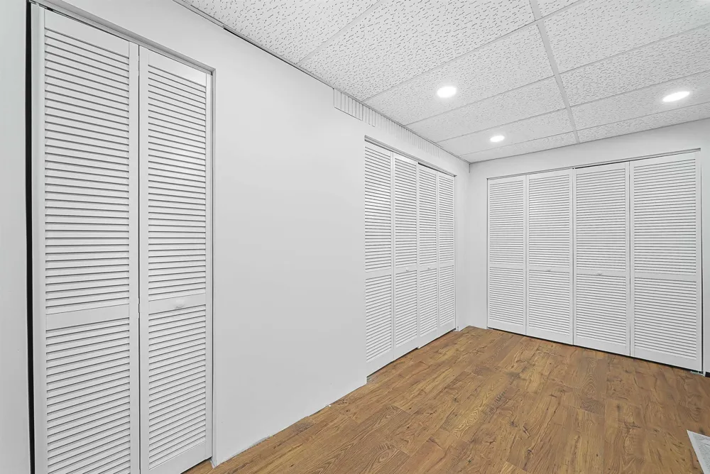 10159 Council Oak Drive Peninsula Township, MI 49686