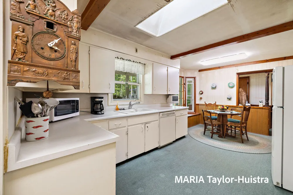 17690 Jordan Lane Ferrysburg City, MI 49456