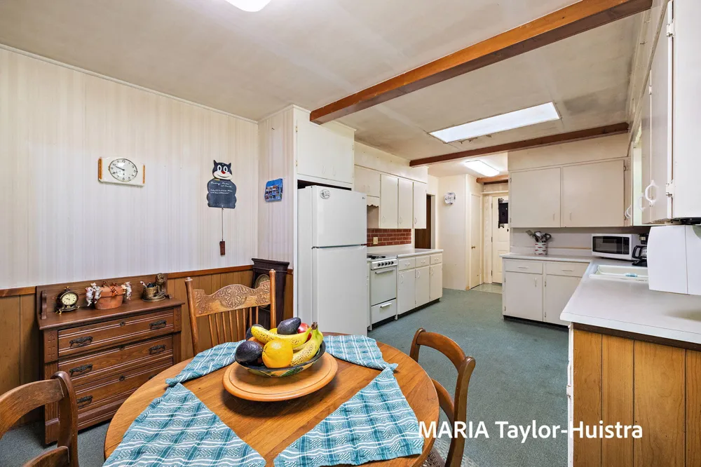17690 Jordan Lane Ferrysburg City, MI 49456
