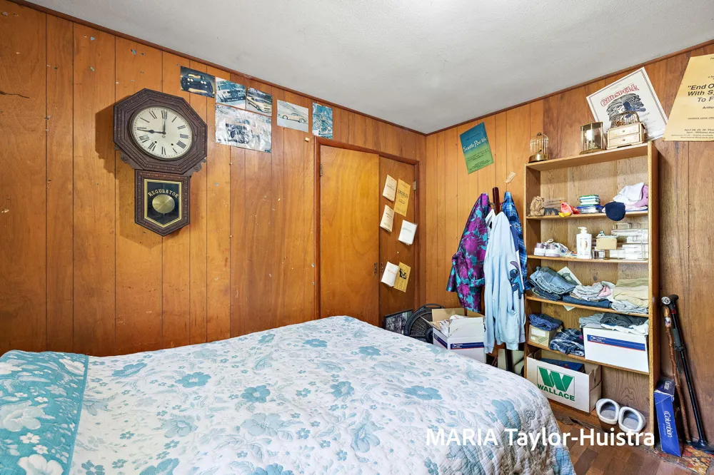 17690 Jordan Lane Ferrysburg City, MI 49456