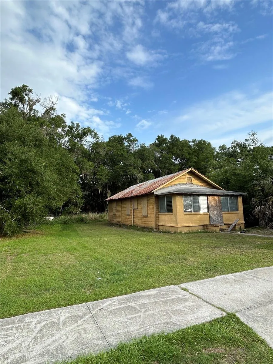 508 PALMETTO STREET Eustis, FL 32726