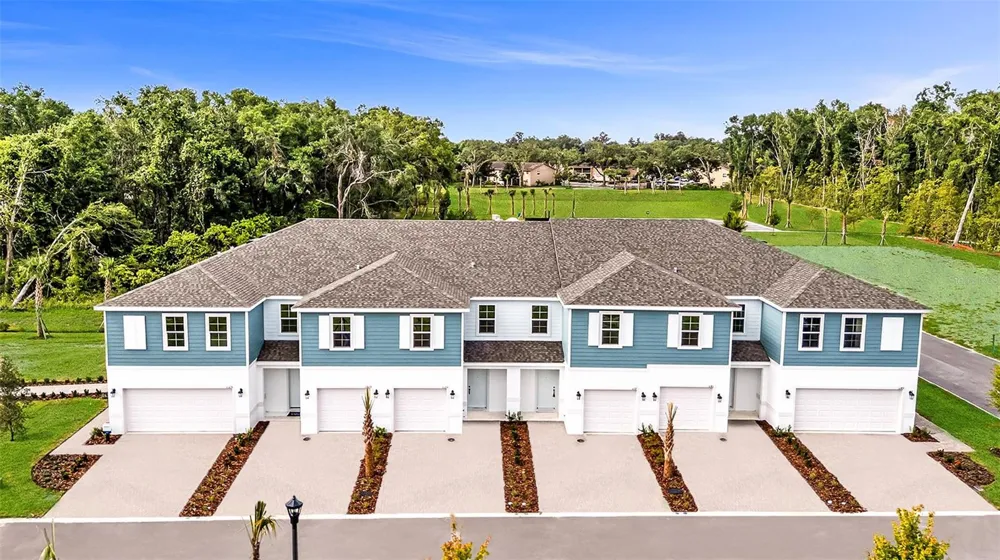 1136 CYPRESS ELM DRIVE Deland, FL 32720