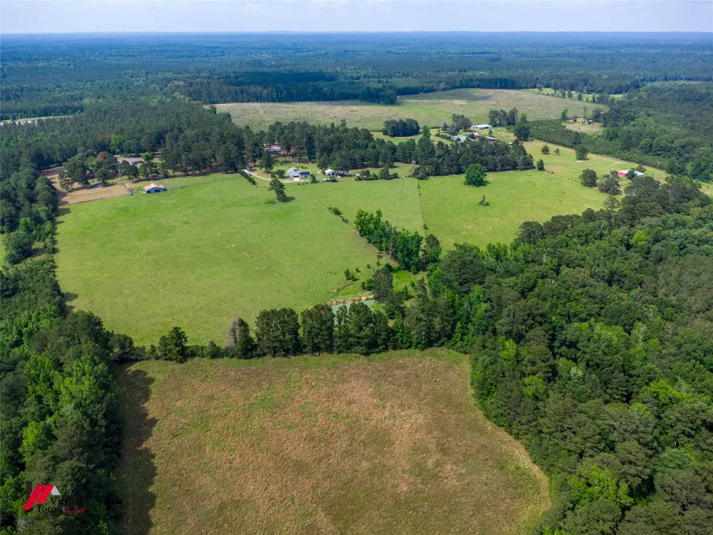 Charlie Cannon Road Coushatta, LA 71019