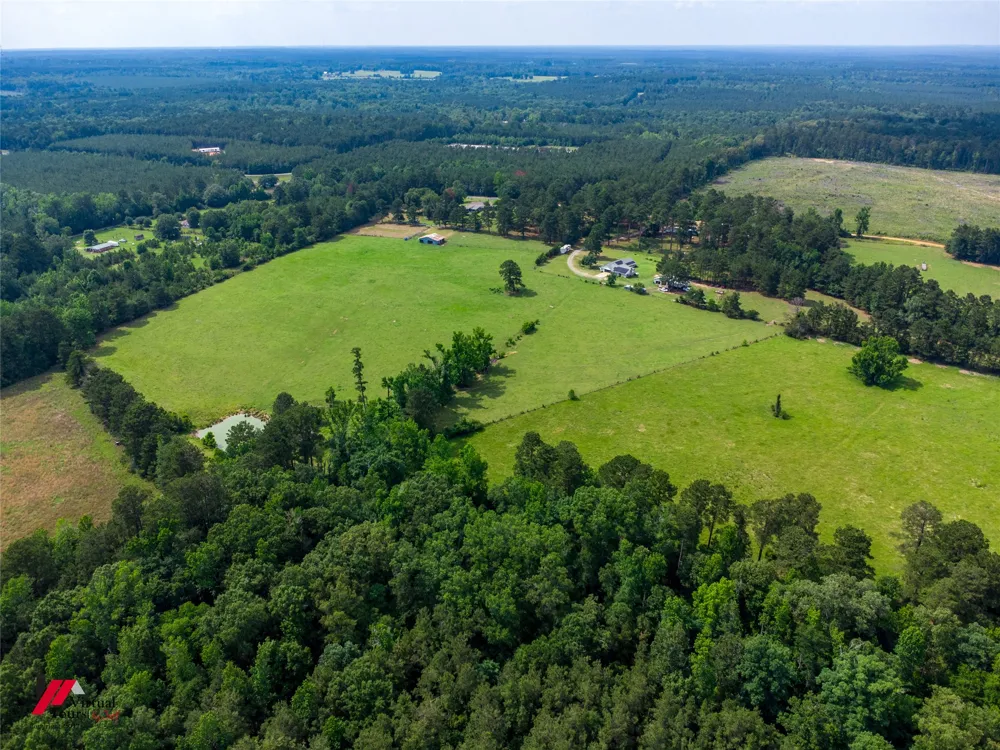 Charlie Cannon Road Coushatta, LA 71019