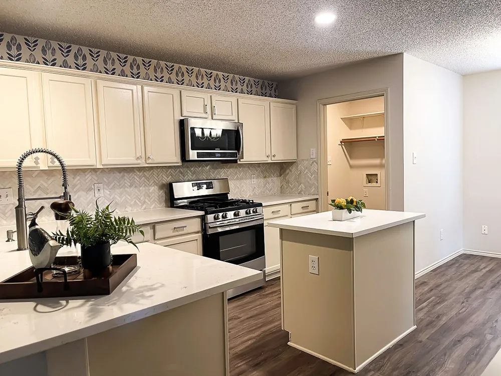 7305 Gillon Drive Rowlett, TX 75089