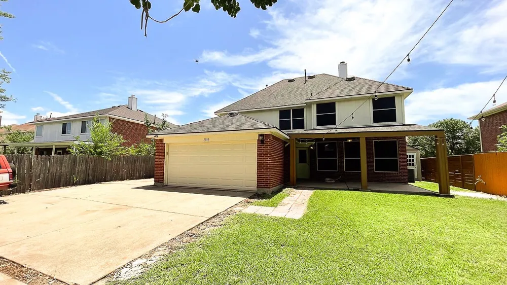 7305 Gillon Drive Rowlett, TX 75089