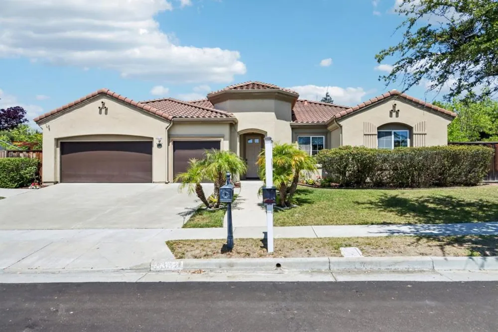 5382 Beaumont Canyon Drive