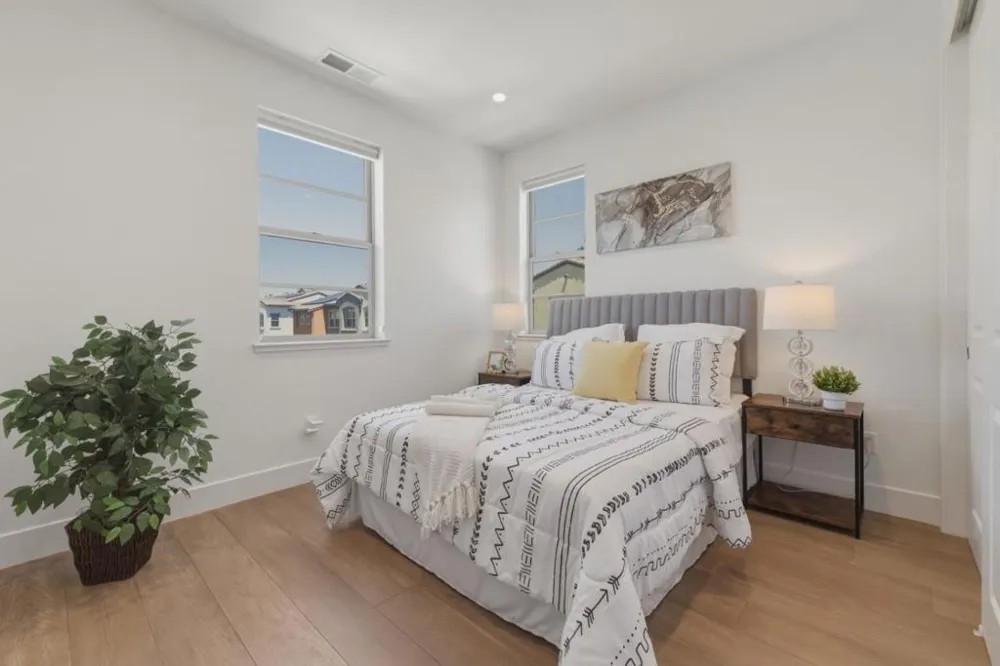 1235 Verano Road Mountain View, CA 94043
