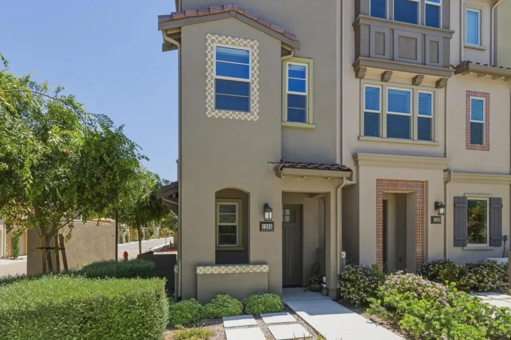 1235 Verano Road Mountain View, CA 94043