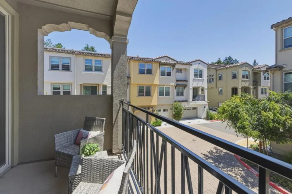 1235 Verano Road Mountain View, CA 94043