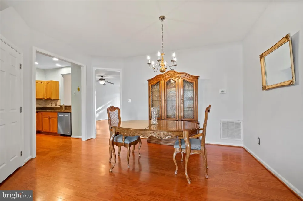 13963 CHELMSFORD DRIVE Gainesville, VA 20155