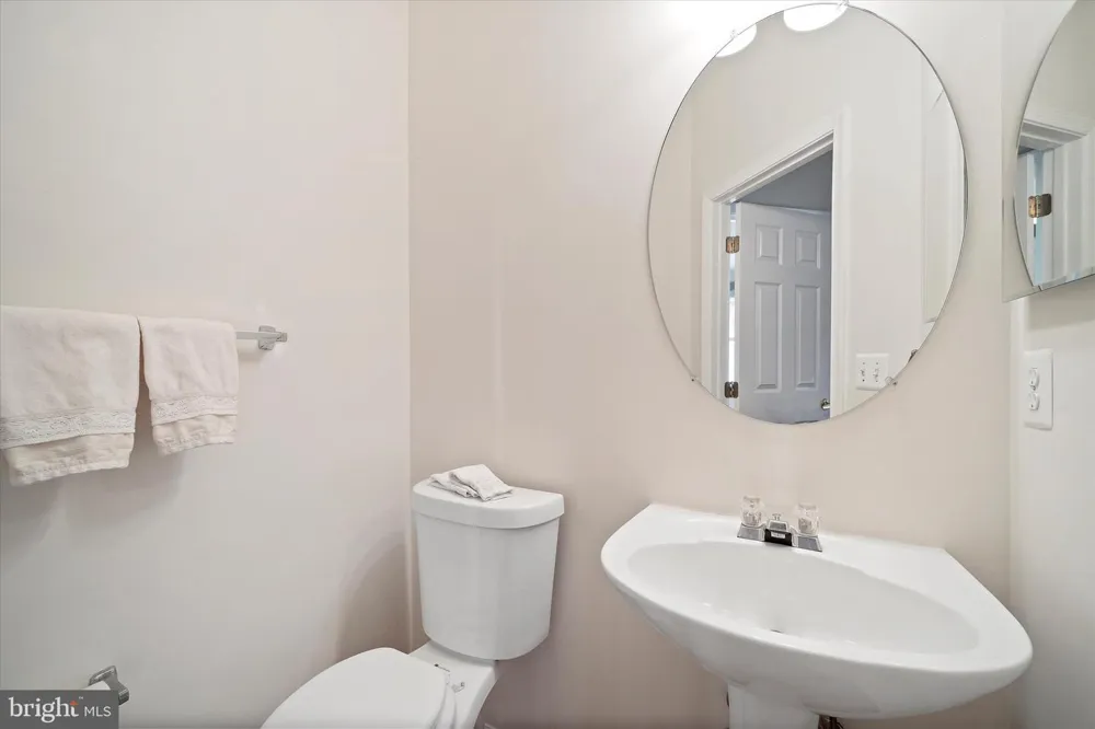 13963 CHELMSFORD DRIVE Gainesville, VA 20155