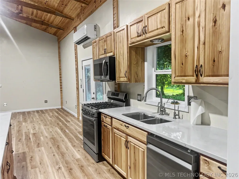 32424 S Pigeon Road Park Hill, OK 74451