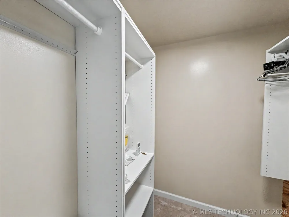 32424 S Pigeon Road Park Hill, OK 74451