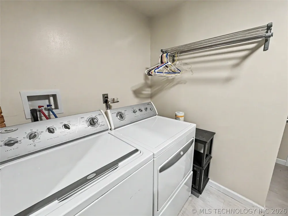32424 S Pigeon Road Park Hill, OK 74451