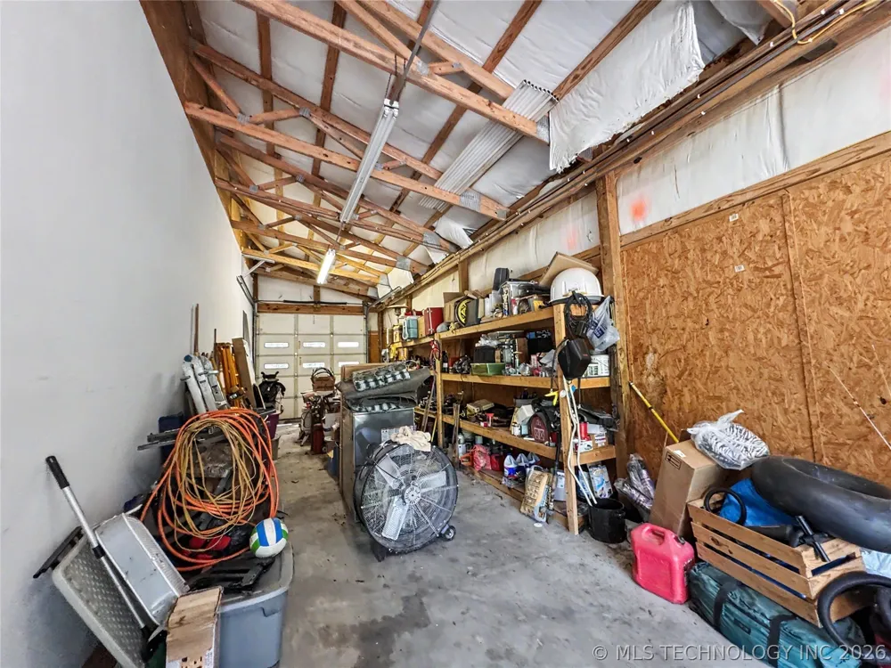 32424 S Pigeon Road Park Hill, OK 74451