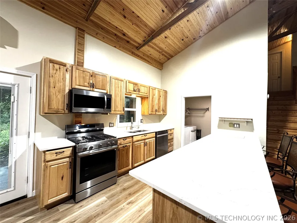 32424 S Pigeon Road Park Hill, OK 74451