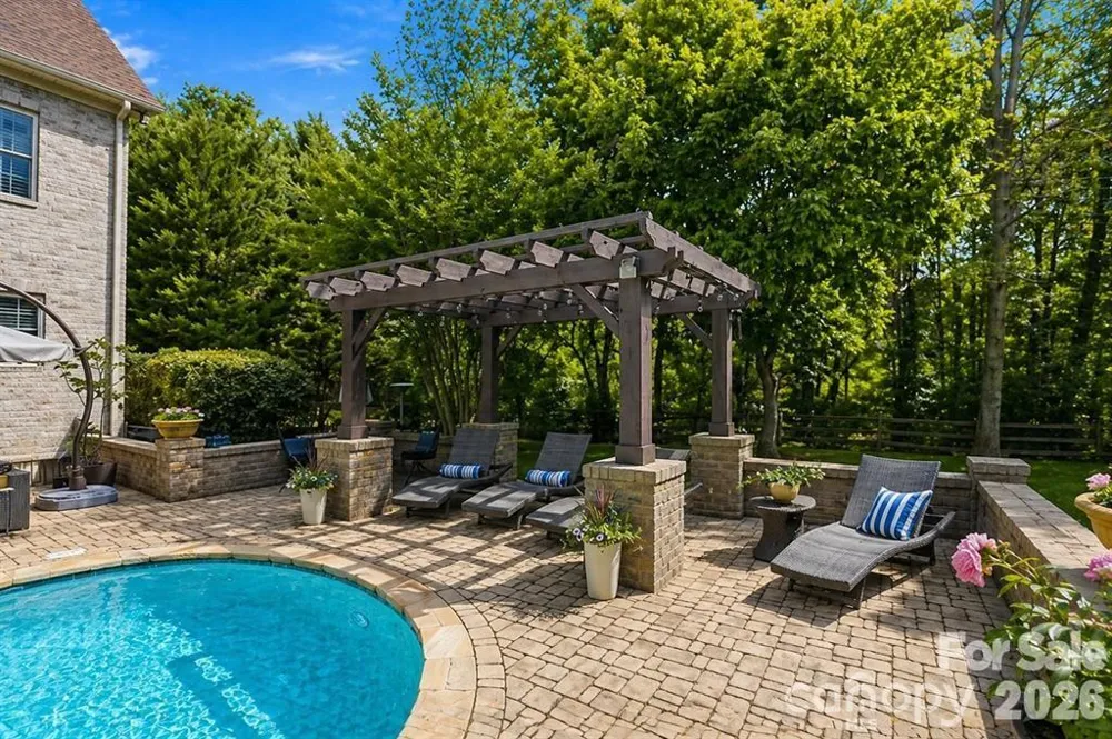 1401 Tara Plantation Boulevard Wesley Chapel, NC 28110