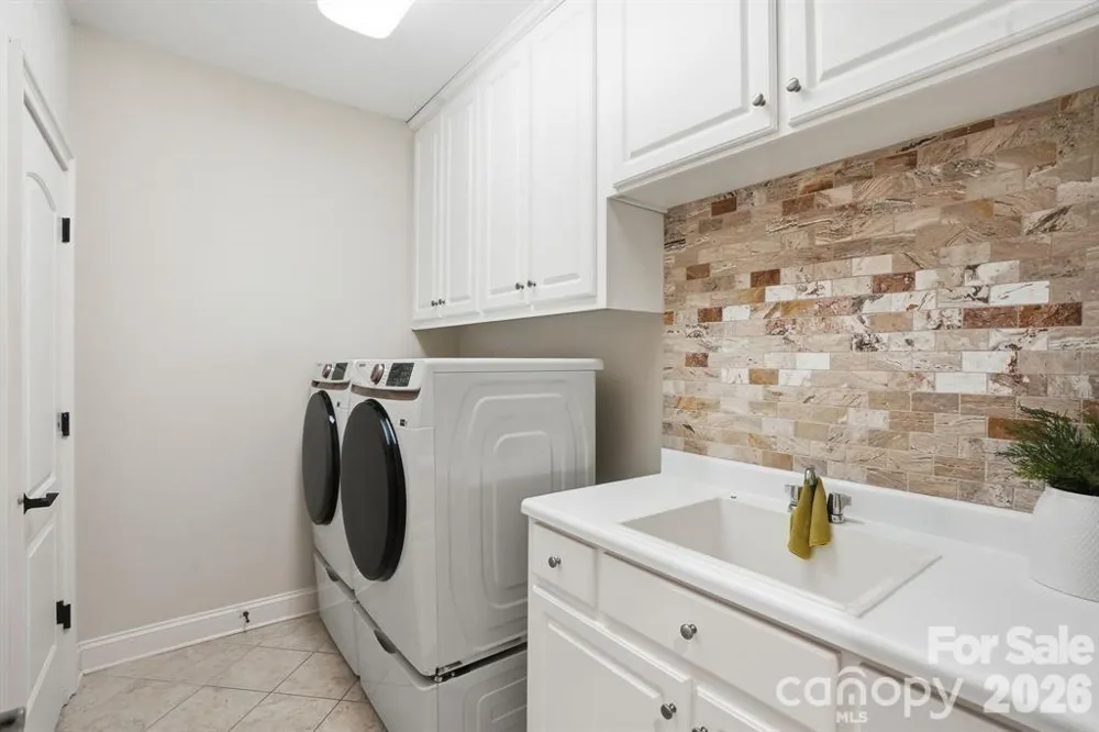 1401 Tara Plantation Boulevard Wesley Chapel, NC 28110