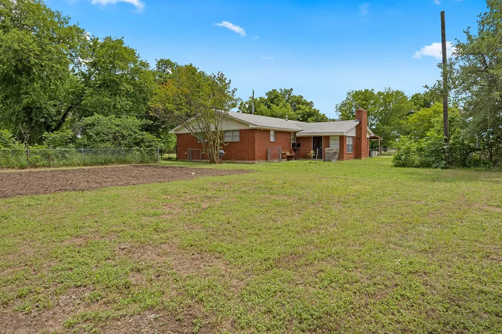 601 John Street Morgan, TX 76671