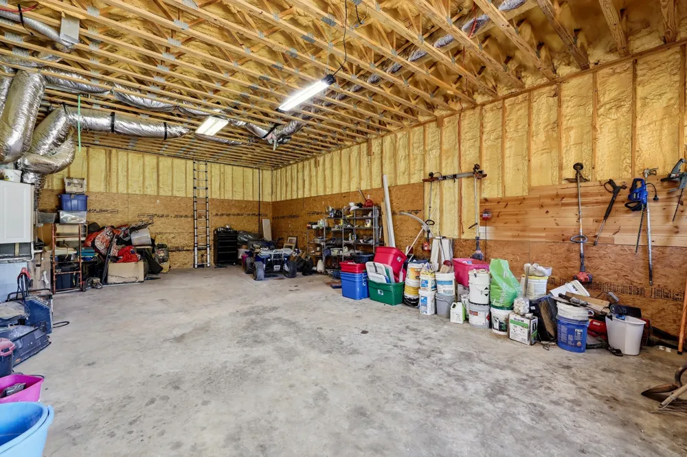 1357 County Road 3504 Bullard, TX 75757