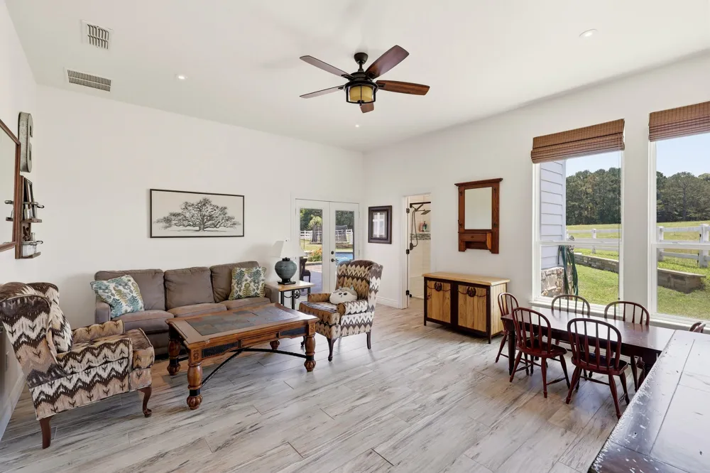 1357 County Road 3504 Bullard, TX 75757
