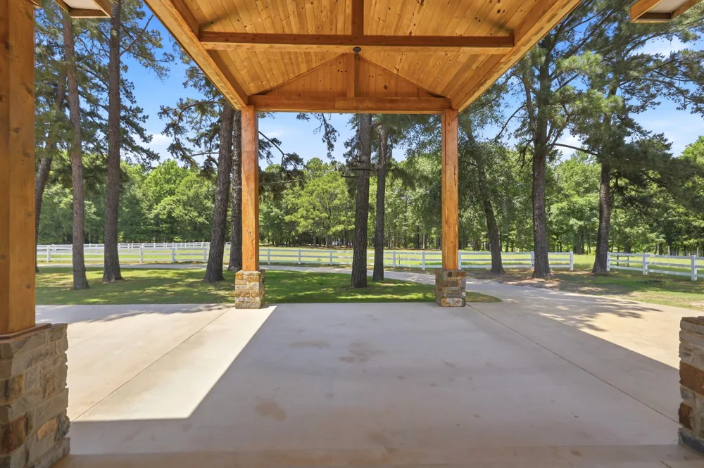 1357 County Road 3504 Bullard, TX 75757