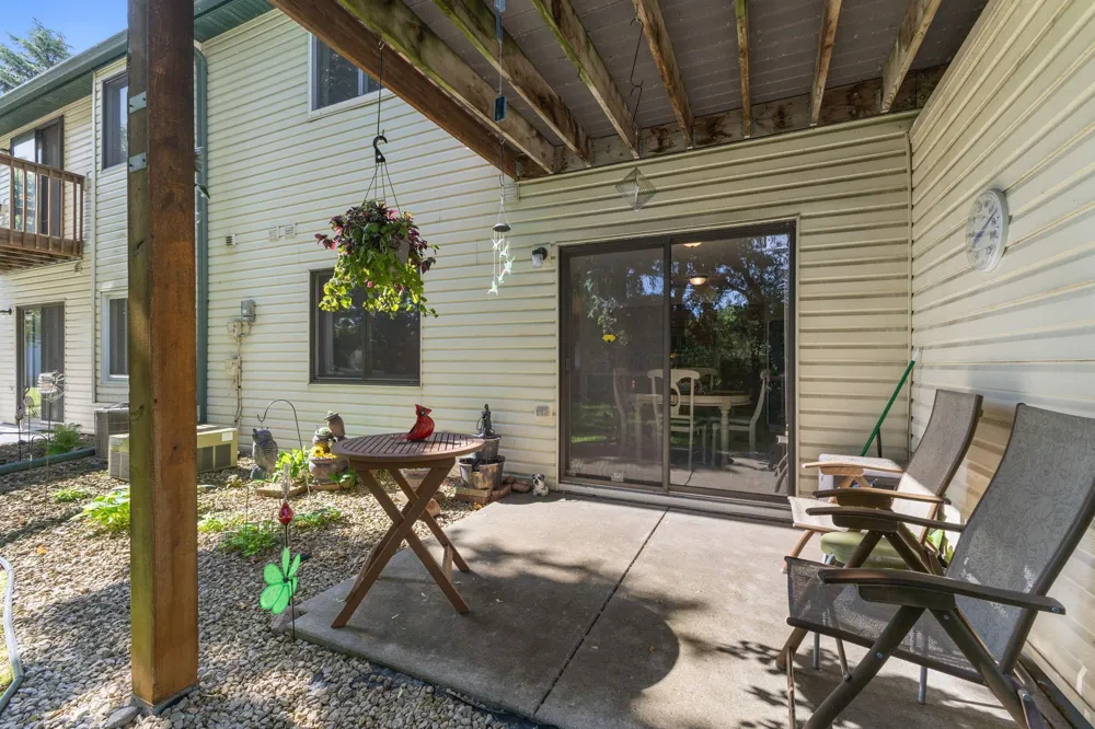 975 Heritage Court E #206 Vadnais Heights, MN 55127