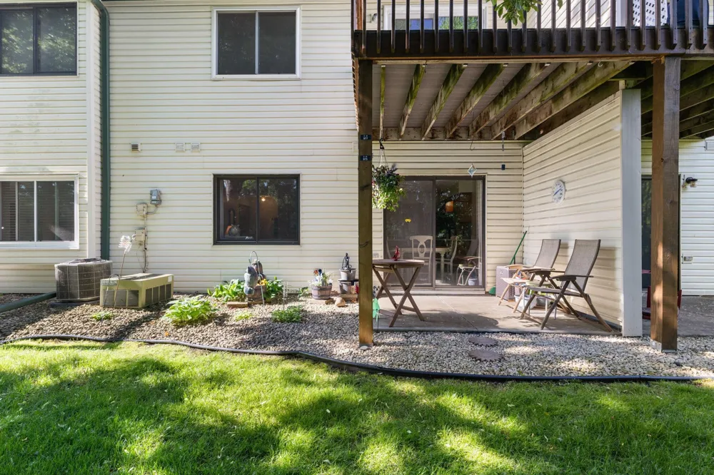 975 Heritage Court E #206 Vadnais Heights, MN 55127