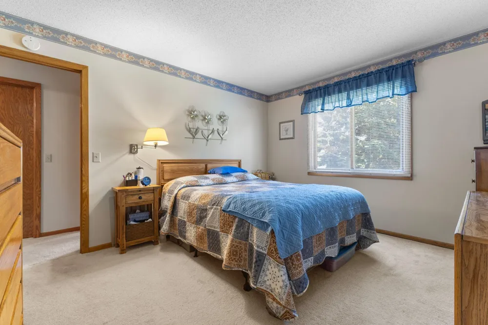 975 Heritage Court E #206 Vadnais Heights, MN 55127