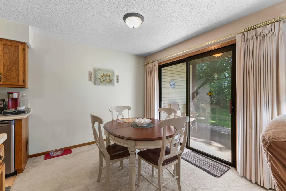 975 Heritage Court E #206 Vadnais Heights, MN 55127