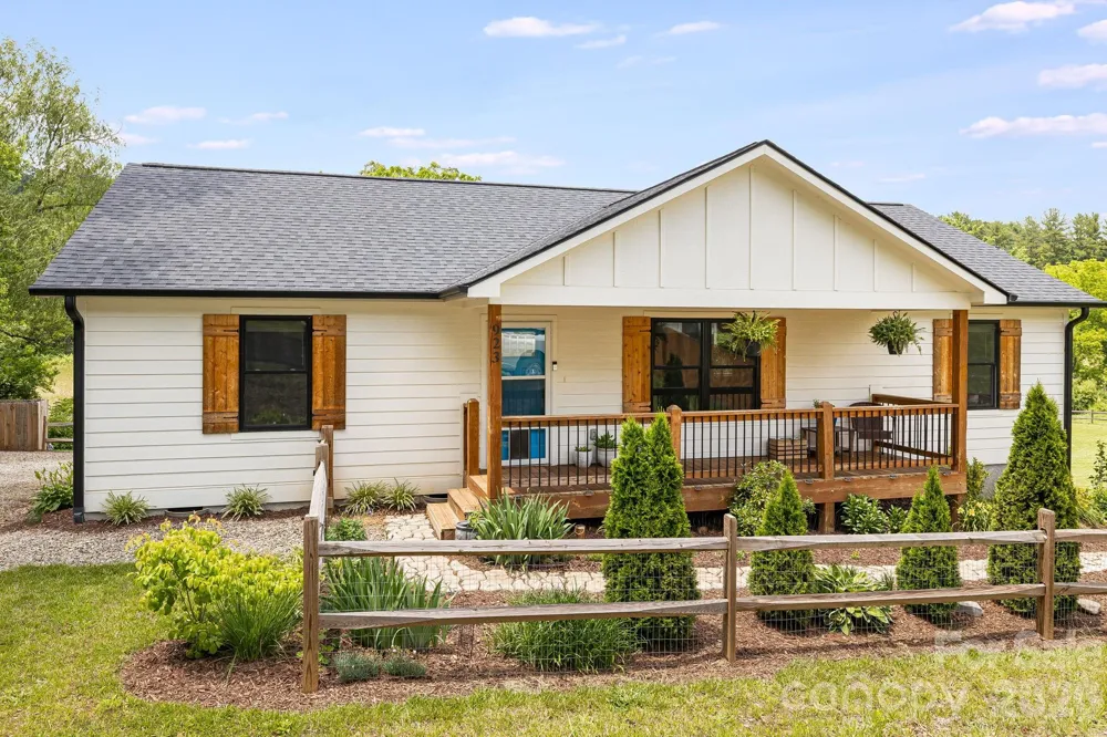 923 Newfound Road Leicester, NC 28748