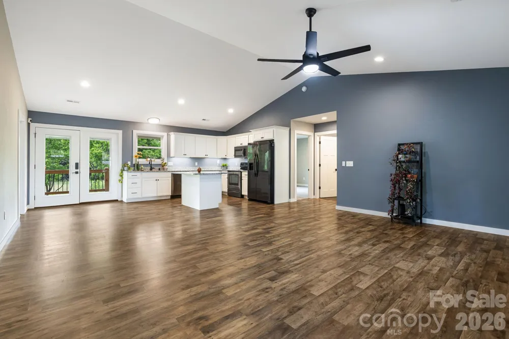 923 Newfound Road Leicester, NC 28748