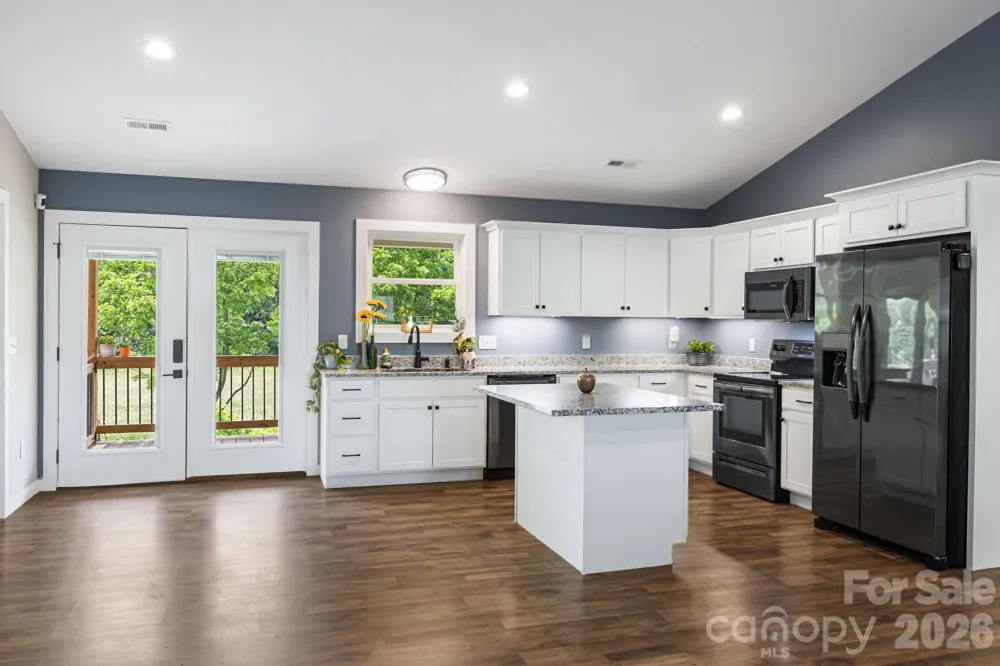 923 Newfound Road Leicester, NC 28748