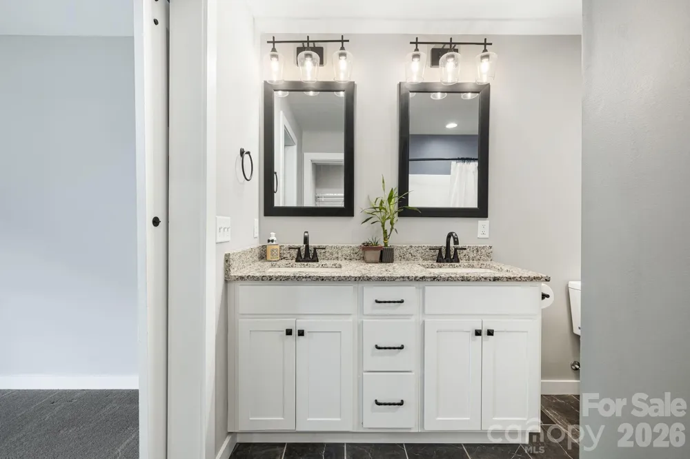 923 Newfound Road Leicester, NC 28748