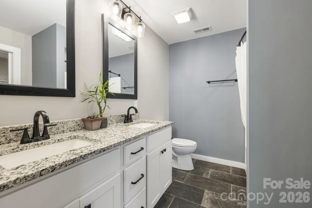 923 Newfound Road Leicester, NC 28748