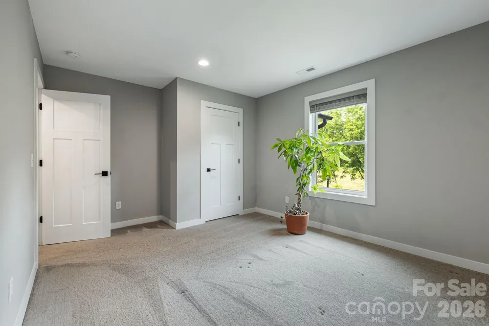 923 Newfound Road Leicester, NC 28748