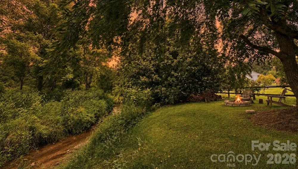 923 Newfound Road Leicester, NC 28748